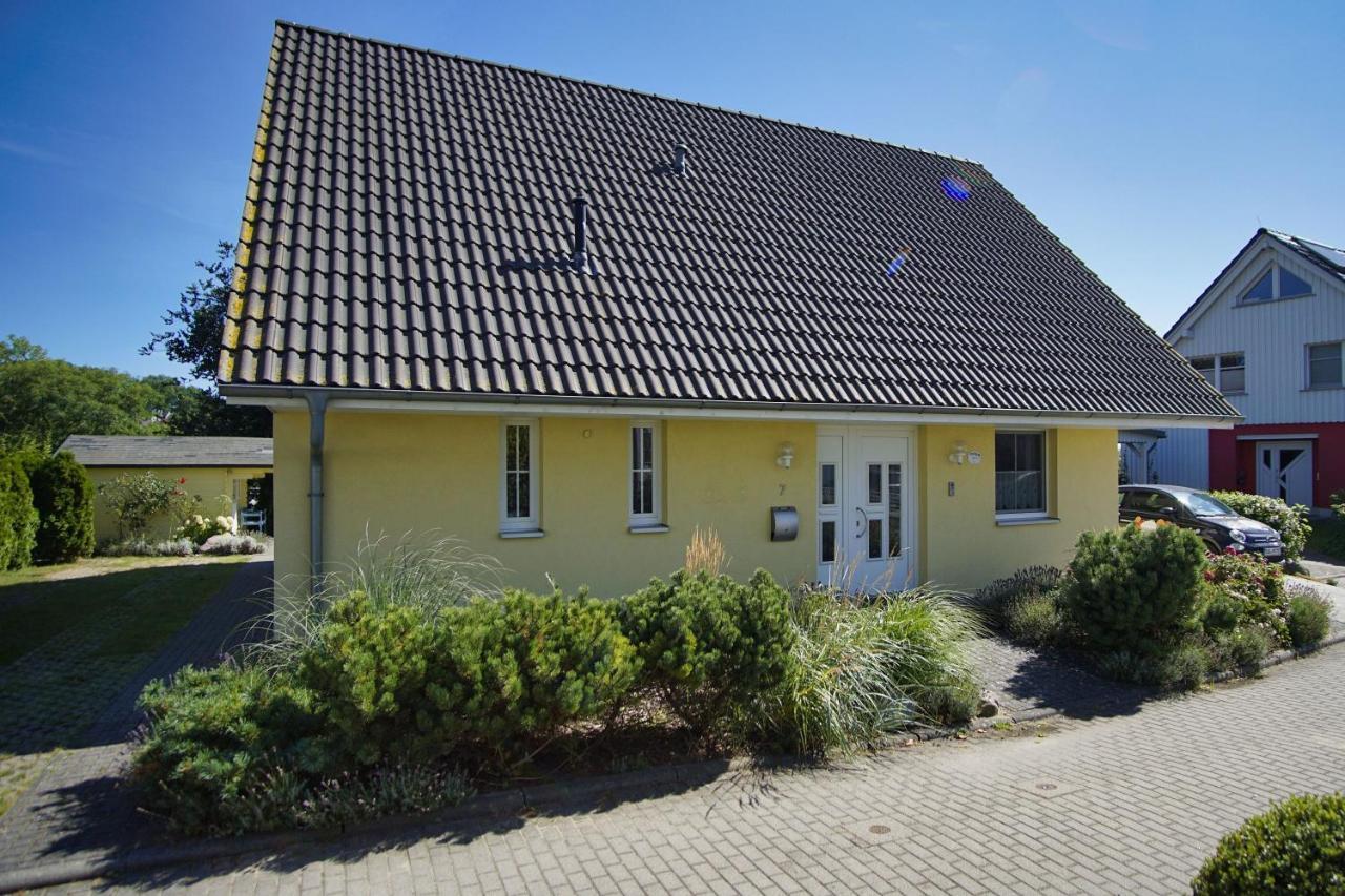 Nah Am Meer, Ruhige Lage, Gratis Nutzung Vom Ahoi Erlebnisbad Und Sauna In Sellin - Haus Inselblick Fewo 02 괴렌 외부 사진